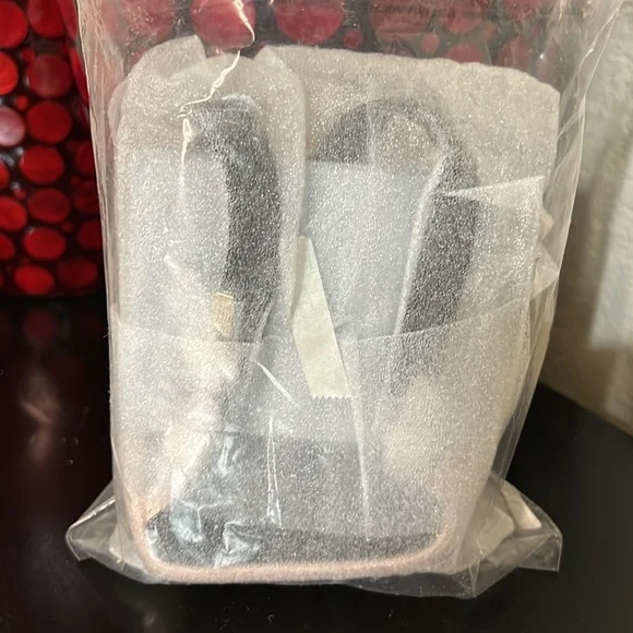 Coach NWT Mini Court Backpack Bag Charm With Rosette Print - Picture 9 of 12